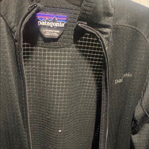 Patagonia Black Utility Jacket with Durable Weather-Resistant Material